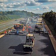 Full-Liner f&uuml;r den digitalen Stra&szlig;enbau