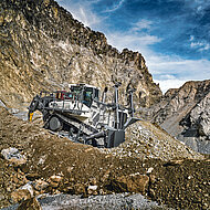 Neue Planierraupe &raquo;PR 776 G8&laquo; 