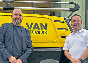 Bott startet mit Van Guard Accessories