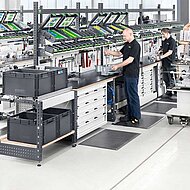 Bott: Prozessketten verzahnen in der Intralogistik mit bott