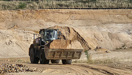Rebuild-Kooperation: Zeitgem&auml;&szlig;e Technik f&uuml;r bew&auml;hrte Baumaschine