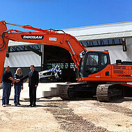 Schmid Baumaschinen erweitert sein Programm mit Doosan