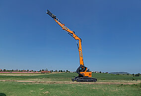 Neuer 22 t schwerer Abbruchbagger als Allroundtalent