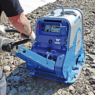 Weber Maschinentechnik: Bodenverdichter sichern Bauausf&uuml;hrung