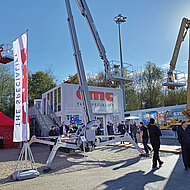 Neues  B&uuml;hnenduo