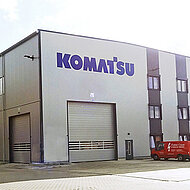 Alles unter einem Dach &ndash; neues Logistikcenter f&uuml;r Gro&szlig;hydraulikbagger