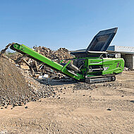 M+R Maschinen: Mit dem Bauschutt-Schredder die Aufbereitung neu definieren