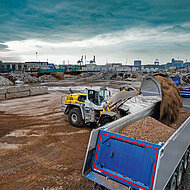 Recycling-Spezialist setzt auf &raquo;Power&laquo;-Radlader