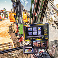 Deb&uuml;t f&uuml;r Schreitbagger mit 3D-Maschinensteuerung