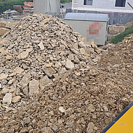 Aus Aushub wird Schotter