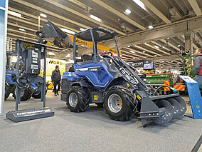 Neues Kompaktlader-Trio am Markt