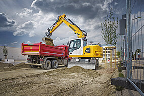 Liebherr-Hydraulikbagger: Liebherr führt den klimaneutralen HVO-Kraftstoff ein