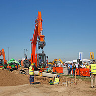 Live-Vorführungen sorgen für regen Zuspruch bei Recycling Aktiv und Tiefbau Live 2015
