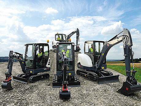 Sechs neue XL-Minibagger als Weltpremiere