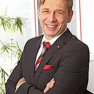 Vorstand erweitert &ndash; neuer Vertriebsleiter