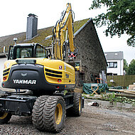 Yanmar &ndash; Rototilt: Bagger mit Tiltrotator quasi &raquo;ma&szlig;geschneidert&laquo;