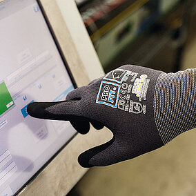 Fitzner: Arbeitsschutzlösungen für Hand und Fuß