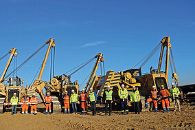 Neuer Cat Rohrverleger unterstützt beim Versetzen von Förderbändern