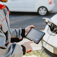 Webfleet wird Netzwerk-Partner der Initiative &raquo;AllianZ-SmartUrbanLogistic&laquo; des Instituts Neue Mobilit&auml;t 