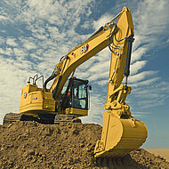 Zeppelin: Kompakte Kurzheckmaschine der neuen Baggergeneration