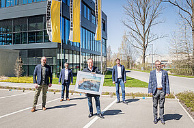 Hüffermann/Liebherr: Neue Mietflotte mit Liebherr-Turmdrehkranen aufbauen