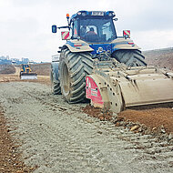 PTH Products Maschinenbau: Anbaubrecher und Stabilisierer in einem Anbauger&auml;t