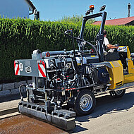 Selbstfahrende Anspritzmaschinen f&uuml;r den Asphaltstra&szlig;enbau