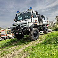 Erprobungseinsatz für den Zivilschutz im Ernstfall: BBK lotet Einsetzbarkeit hochgel&auml;ndeg&auml;ngiger Unimog aus
