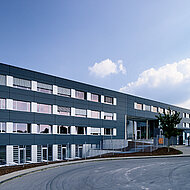 ALHO: Hauptverwaltung in Modulbauweise erweitert