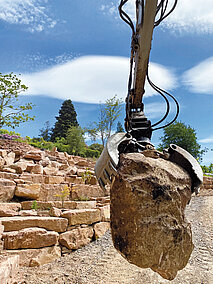 DMS Technologie: Universell einsetzbares Anbaugerät