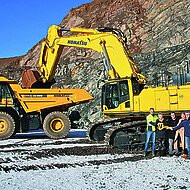 Komatsu: 120 Tonnen Stahl f&uuml;r den Steinbruch