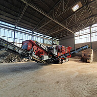 Kurz/SBM: Mit einer SBM-Prallm&uuml;hle die Partnerschaft weiter vertieft