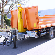 M&uuml;nz Fahrzeugbau: Universelles Fahrzeug - ein Multitalent das Zeit und Kosten spart