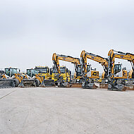 Sechs neue Liebherr-Maschinen f&uuml;r Ernst H&auml;hnlein Bau 