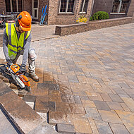 Neuer Akku-Trennschleifer mit Rekuperationsfunktion