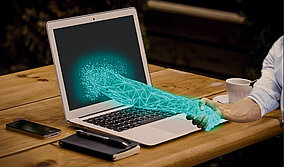 Ritchie Bros.: Maschinenverkauf im Internet – virtueller Händedruck besiegelt Geschäft