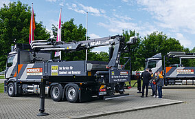 Atlas rüstet Hornbach-Lkw mit Ladekranen aus