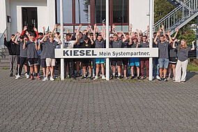 Kiesel Group begrüßt 40 neue Auszubildende und Studierende