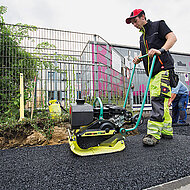 Ammann: Bedienerschutz bei der Verdichtung immer im Blick