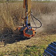 BERTI: Neues Konzept f&uuml;r den hydraulischen Anbaumulcher