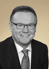 RUD: Gehen mit einem sehr guten Auftragspolster in das Jahr 2022