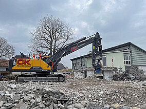 Robuste Maschinentechnik für Abbruch-Projekt