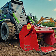 KOVACO: Den E-Kompaktlader auch per App steuern