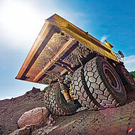 Professionelle Reifenkonzepte f&uuml;r Baustellen-Fahrzeuge