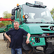 Mercedes-Benz: Mit 300 PS B&auml;ume zu Kleinholz machen