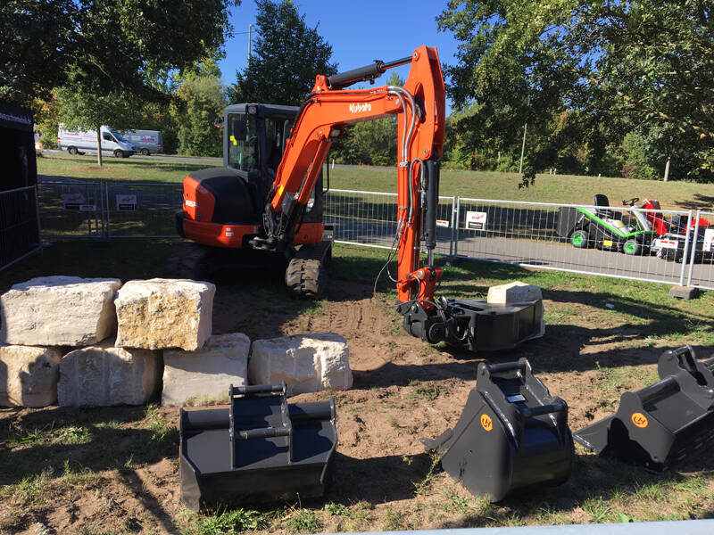 HENLE auf der GaLaBau in Nürnberg mit speziellem Fokus
