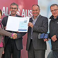 Pr&auml;ventionsehrenpreis 2013: BGHW zeichnet innovative  Absturzsicherung bei Container-Montagen aus 