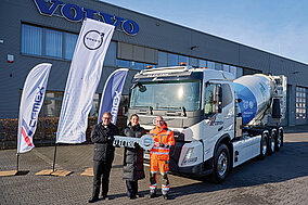 Volvo Trucks liefert den ersten elektrischen Transportbetonmischer an Cemex