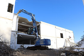 Auf »Cat 330 MHD« bei Rückbau in München gesetzt