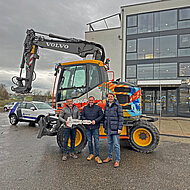 Graffiti-Mobilbagger erfolgreich versteigert